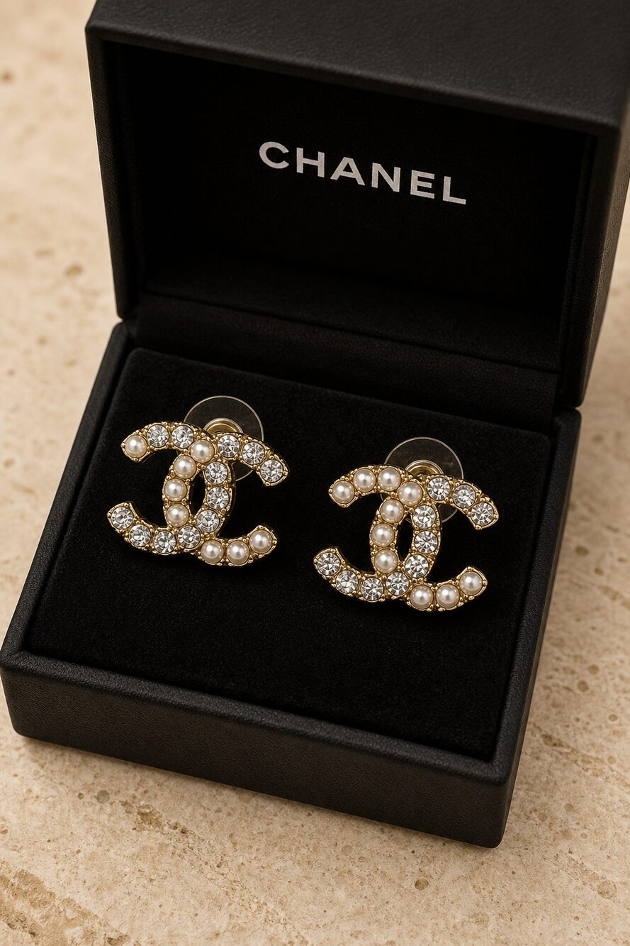 CHANEL Classic Parisian Earrings Style 21 | New with Box - Picture 3 of 9